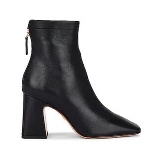 Lola Cruz Dinge Boot in Black 40